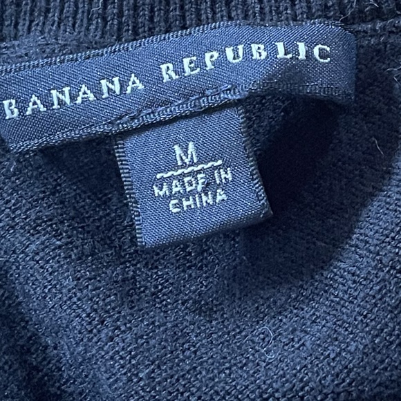 BANANA REPUBLIC Top - Picture 6 of 6